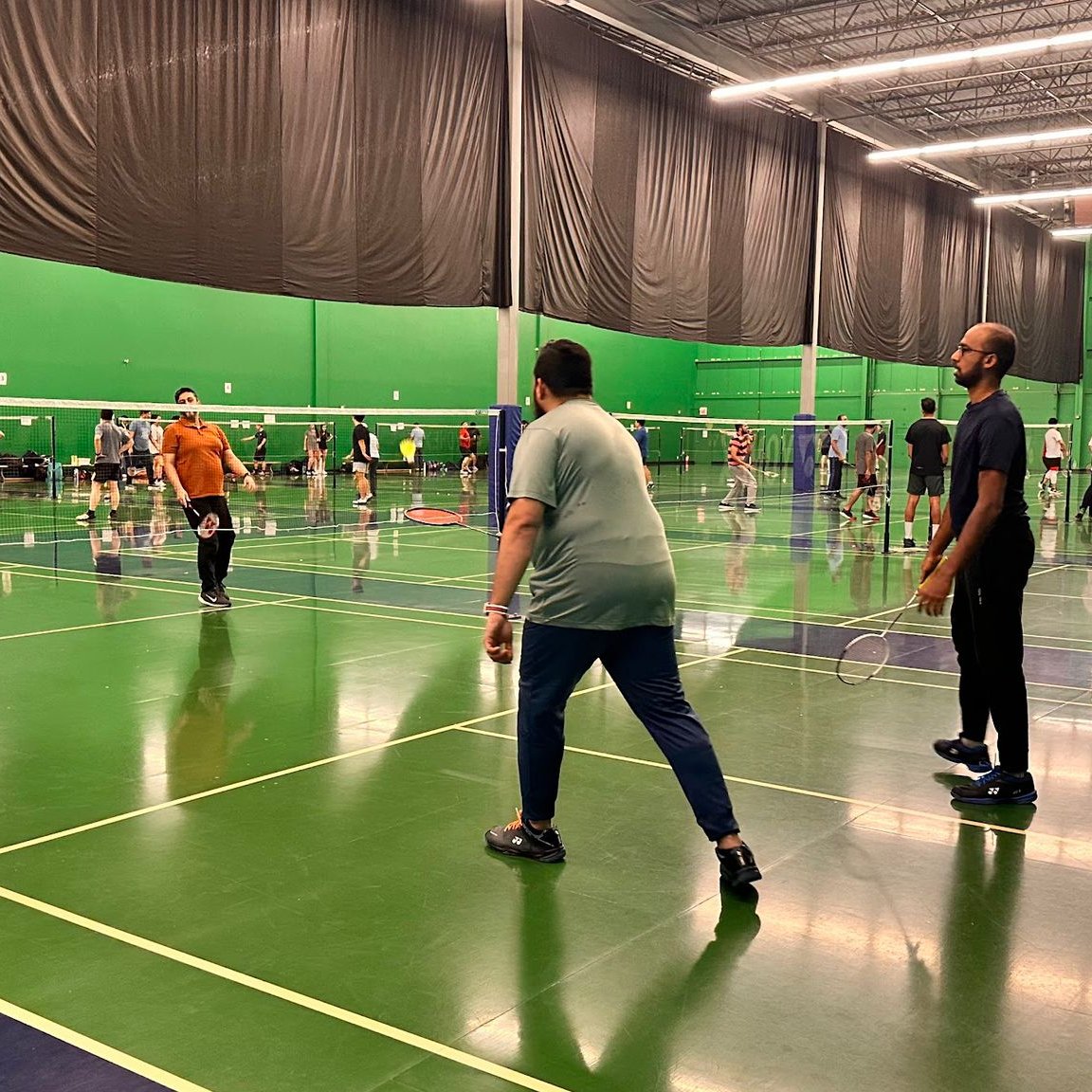 Bohras_Canada's tweet photo. Exciting times in #Calgary as the @Dawoodi_Bohras hosted a Men's Doubles Badminton Tournament, bringing together ten teams to showcase their skills &amp; sportsmanship as part of the community's 2024 Sports Festival. Thank you to the sponsors &amp; congratulations to the winning teams!🏸 https://t.co/p2bFIGnjpg