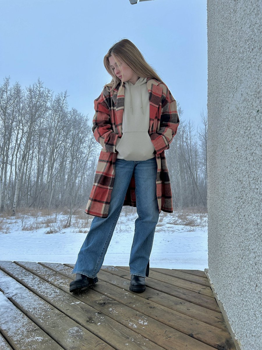 ugc_maddy's tweet photo. Staying cozy with Involand ☕️

Had fun shooting product photos for some great Amazon clothing brands! 📸

Looking for a clothing model? MSG me!

#clothingmodel #model #usergeneratedcontent #ugccreator #contentcreator #fashion #fashionmodel #productphotos #photoshoot #ugc https://t.co/KzTxjN7Rt6