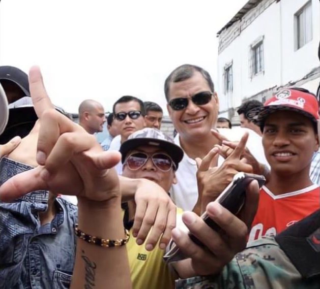 emiliodtm's tweet photo. No soy odiador y tampoco de darle importancia a cosas que ya pasaron.. lamentablemente todo en la vida tiene un antes y un después, gracias a ti @MashiRafael estoy viendo como mi país vive en una guerra, delincuentes menores de edad, asesinos que no saben ni usar armas... https://t.co/JILCmbvOT6