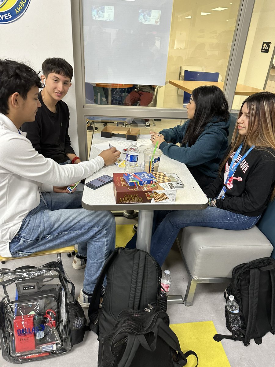 IDEA_at_Fannin's tweet photo. Great Day One with @CityLabHS at Fannin! Excited about the semester ahead #Fannin #colocation #PLPack @RubyRamirezDISD @N_Bernardino @DrBrianLusk @TransformDISD https://t.co/AgiYd6xuAp