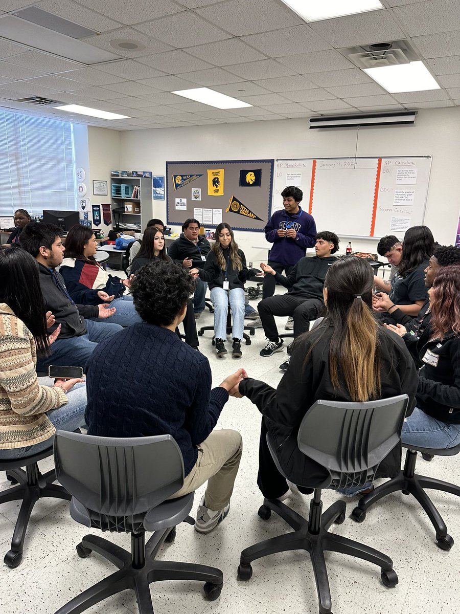 IDEA_at_Fannin's tweet photo. Great Day One with @CityLabHS at Fannin! Excited about the semester ahead #Fannin #colocation #PLPack @RubyRamirezDISD @N_Bernardino @DrBrianLusk @TransformDISD https://t.co/AgiYd6xuAp