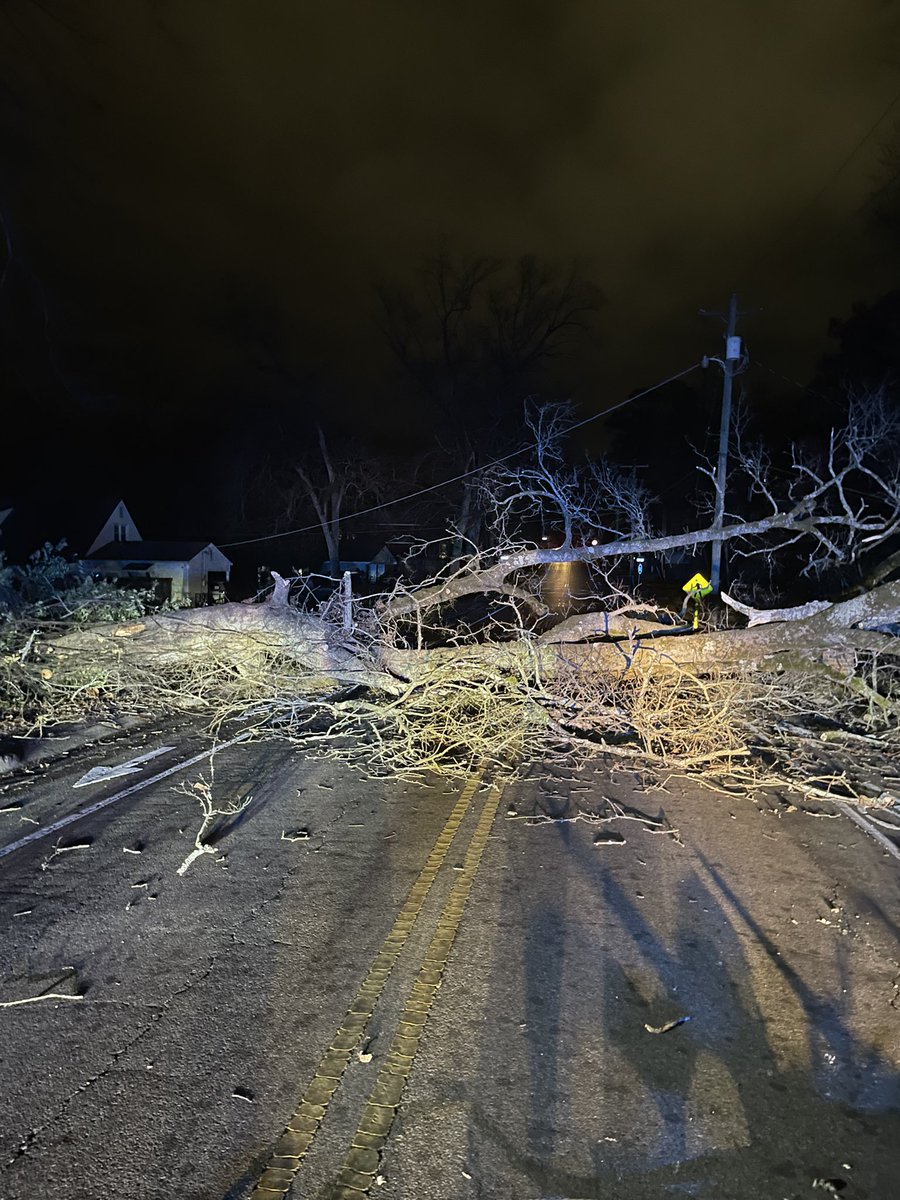 Starkville_PD's tweet photo. We currently have Critz St  blocked off  from Montgomery St and Old West Point Rd due to a downed tree. https://t.co/1FgxTXiDyD