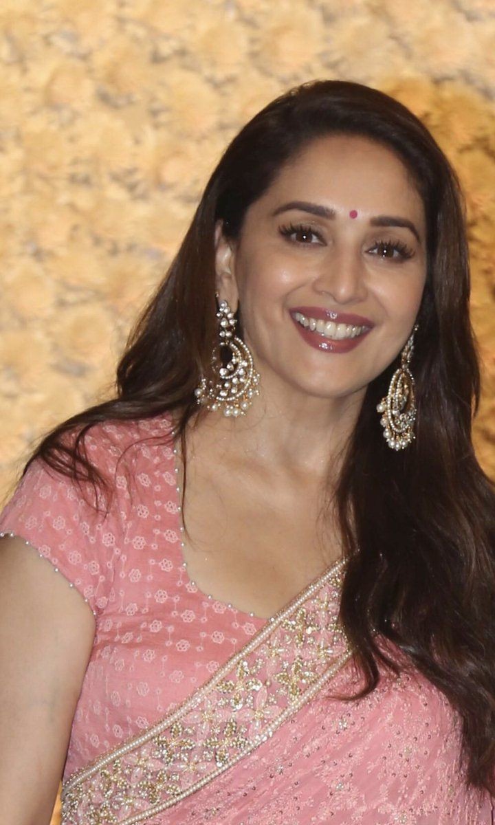 #Madhuri Good Morning Madhuri and Madhurians 😊