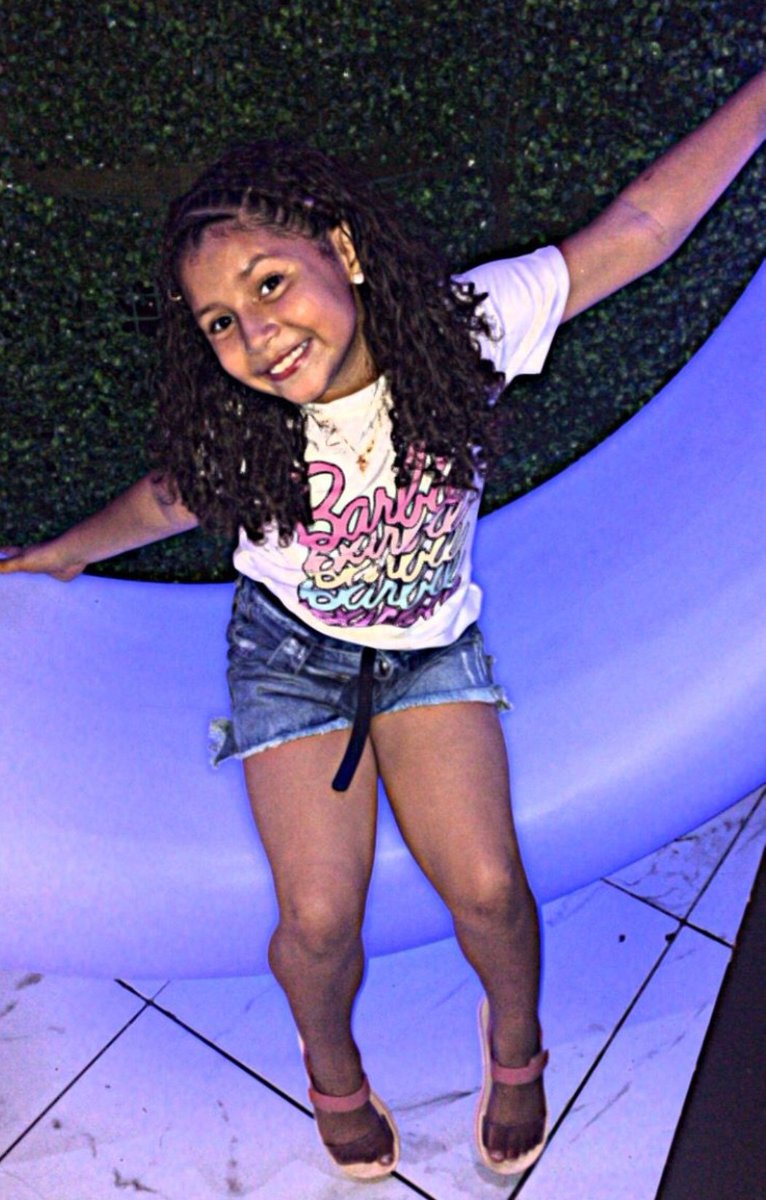 Minha perfeita que Deus continue te abençoando filha te amo 🎂🥳🩷🫶😻
