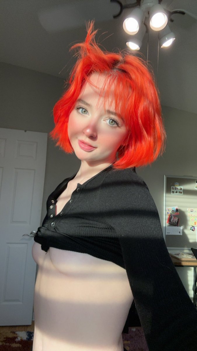 Prttystkittykat's tweet photo. ❤️Like if cute
🔁Retweet if hot https://t.co/KSXaNW46rI