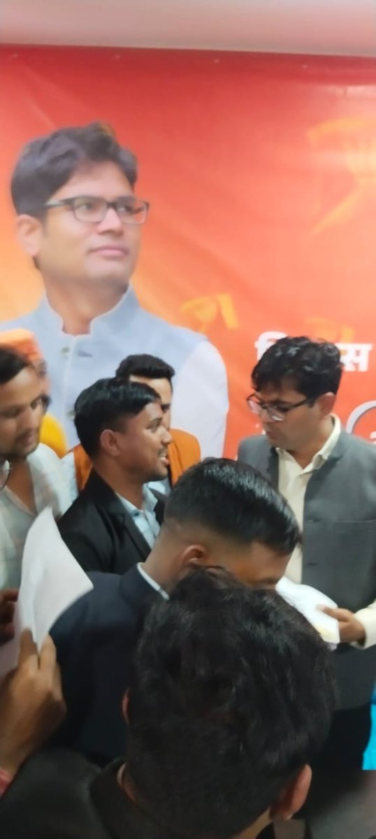 छ•ग• विद्युत संविदा कर्म• संघ नियमितीकरण को लेकर माननीय <a href="/OPChoudhary_Ind/">OP Choudhary</a> वित्त मंत्री जी से मुलाकात कर ज्ञापन सौंपा गया और आश्वासन मिला जल्द ही ऊर्जा विभाग मुख्य  सचिव को सूचनार्थ किया जाएगा
<a href="/narendramodi/">Narendra Modi</a> <a href="/vishnudsai/">Vishnu Deo Sai</a> <a href="/AmitShah/">Amit Shah</a> <a href="/arunsao_bjp/">Arun Sao</a> <a href="/ZeeMPCG/">Zee MP-Chhattisgarh</a>