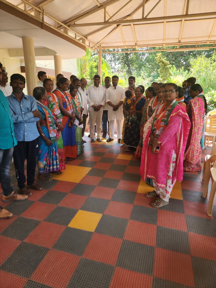 rgaddampally's tweet photo. #nalgondaparliment #indiangeneralelection2024
#Telangana #TelanganaNews #TelanganaPrajaPrabhutwam #gaddampally #boycottbrs #janareddy #miryalaguda #nagarjunasagar #nalgonda #RevanthReddy https://t.co/SXpCheCSGj