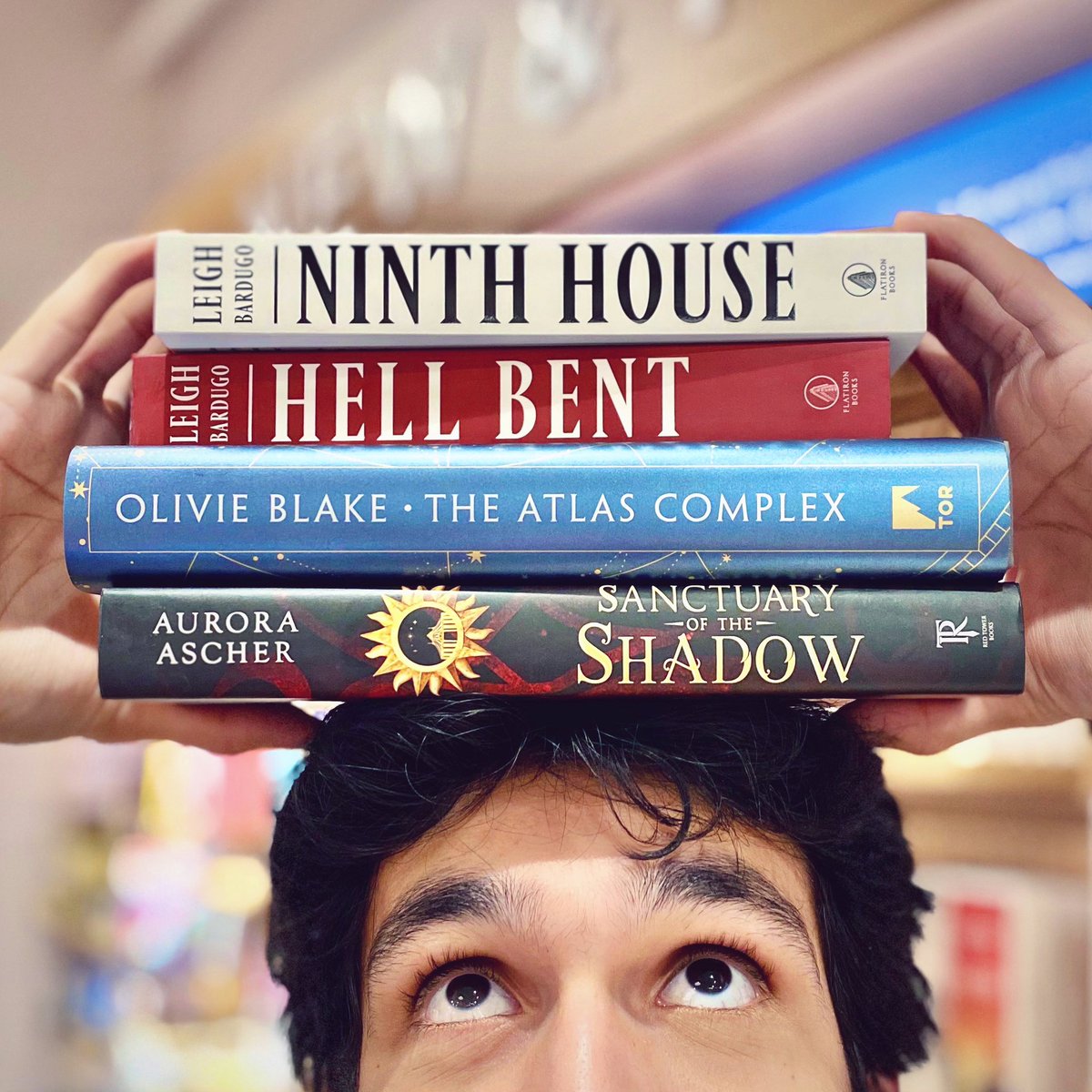 This week’s #NewReleaseTuesday includes all new Barnes & Noble Exclusive editions of #NinthHouse & #HellBent, plus new #OlivieBlake! Very exciting news for fans of fantasy & sci-fi… ✨🔮
.
.
.

#leighbardugo #fantasy #scifi #fantasybooks #sanctuaryoftheshadow #auroraascher