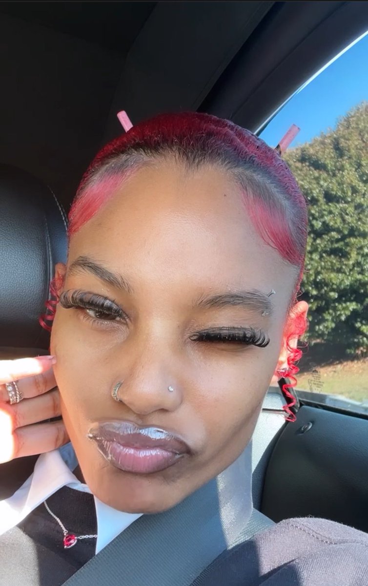 coldheartedx__'s tweet photo. Tell me youn never wanna lose me 🥵 https://t.co/TdmmmqAoa4