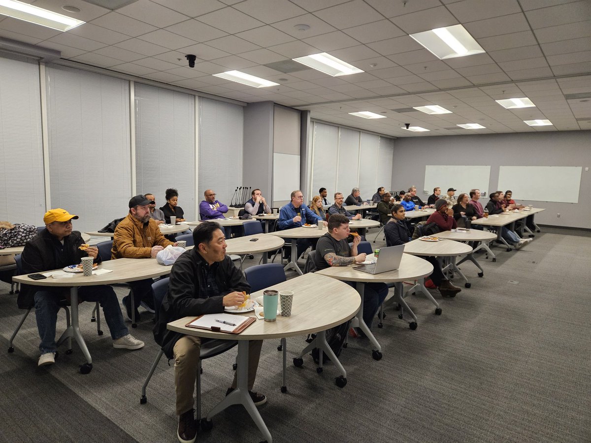 IrishSQL's tweet image. I forgot to share this last night. A packed room for @BuckWoodyMSFT taking about Generative AI with @AtlAzureData user group. #AzureDataCommunity