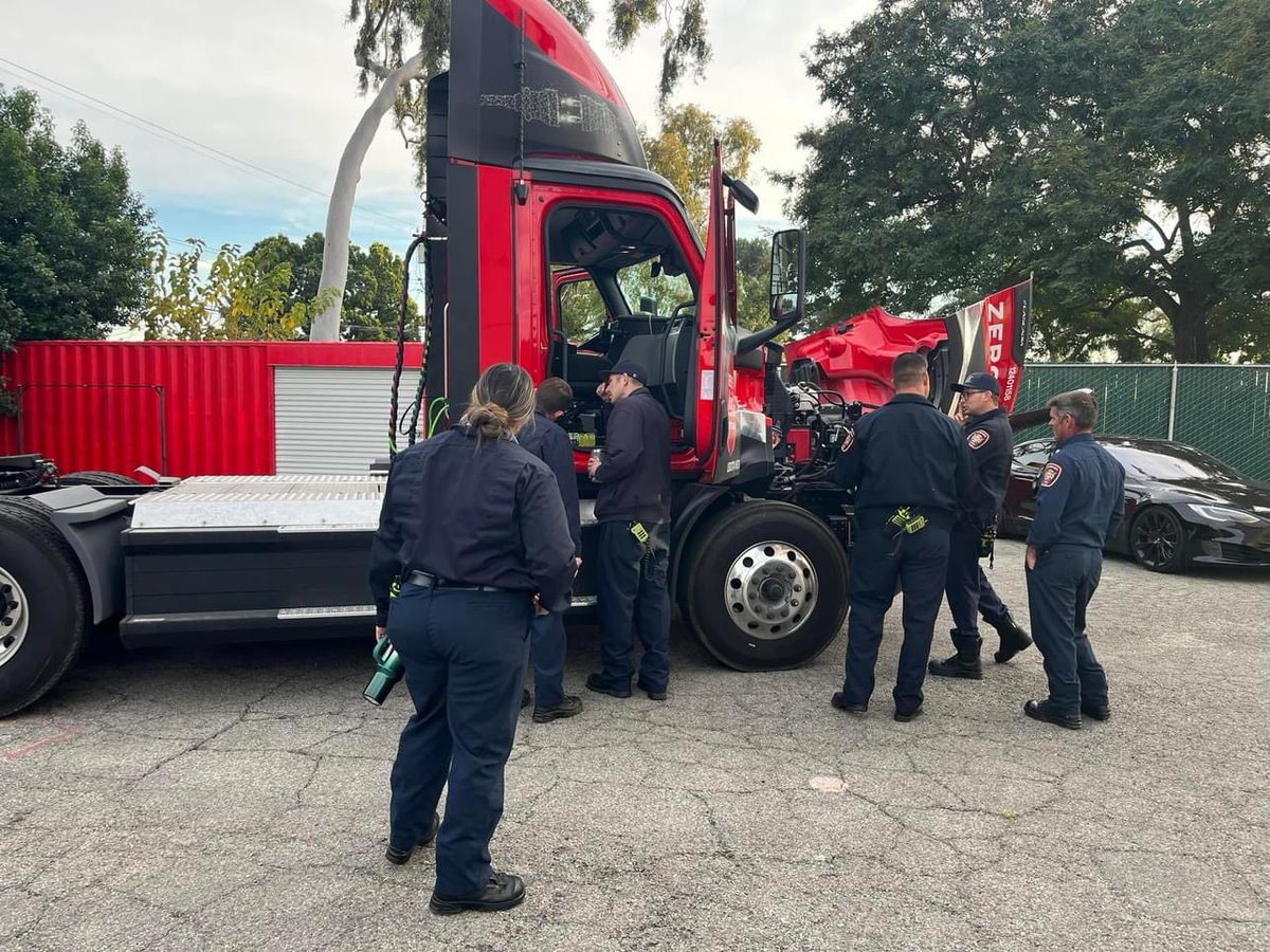 City of Downey Fire Department tweet media