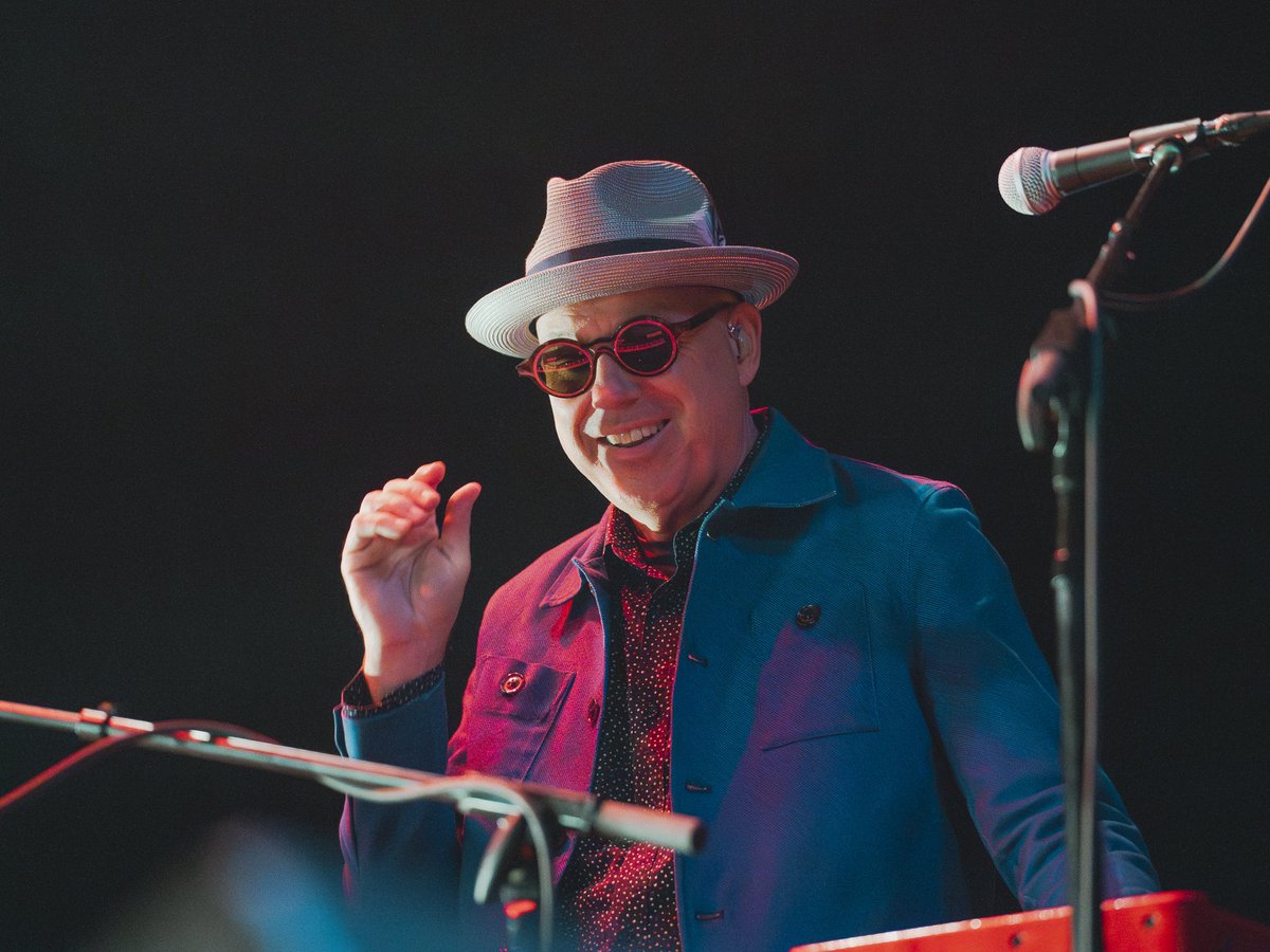 MavericksMusic's tweet photo. Golden Gate City 🌉 @FillmoreSF 11.10-11.23
 📸 @habanamenex #TheMavericks #FallTour23 #TheMavericksLive https://t.co/uJSVwqbodl