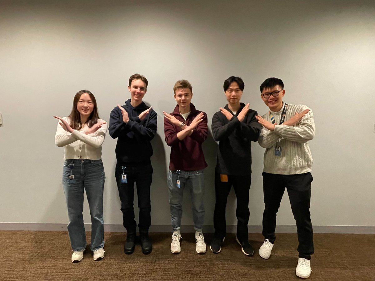 SeroBinsonJr1's tweet photo. Fresh new interns onboarding at X! https://t.co/9Gxf6R6ujQ