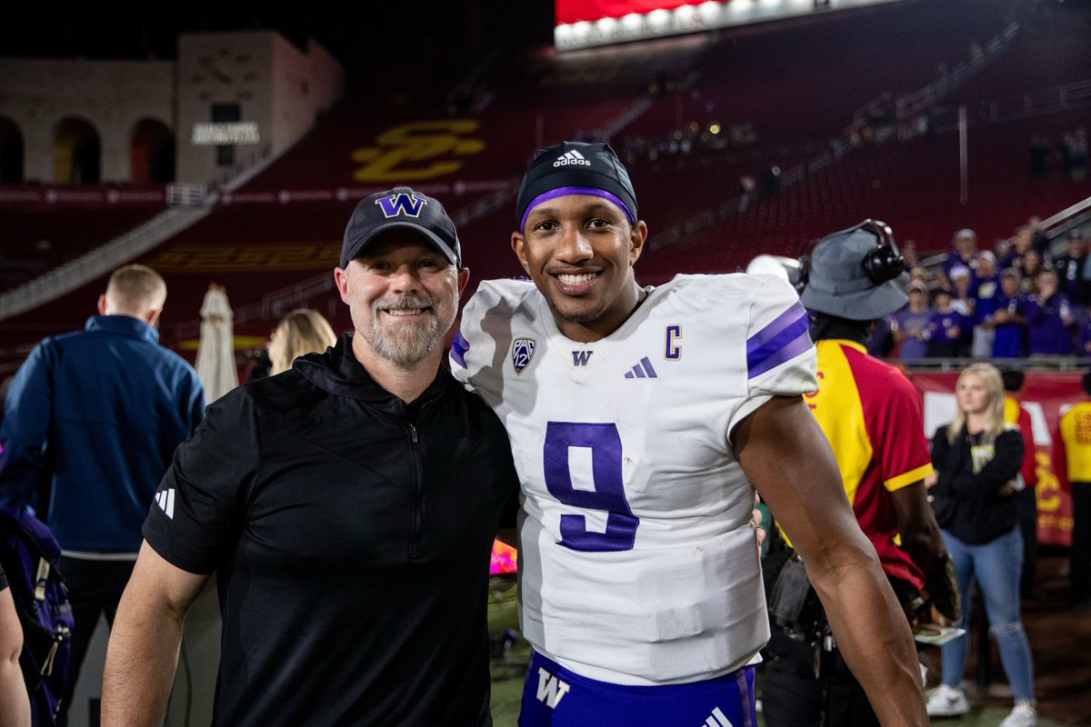 we shot for the top of the mountain in every way possible…Husky Nation please support and love these kids…last night was painful in that locker room…they were crushed..they gave all for the love of this program & have put UW back in the national spotlight where it belongs☔️