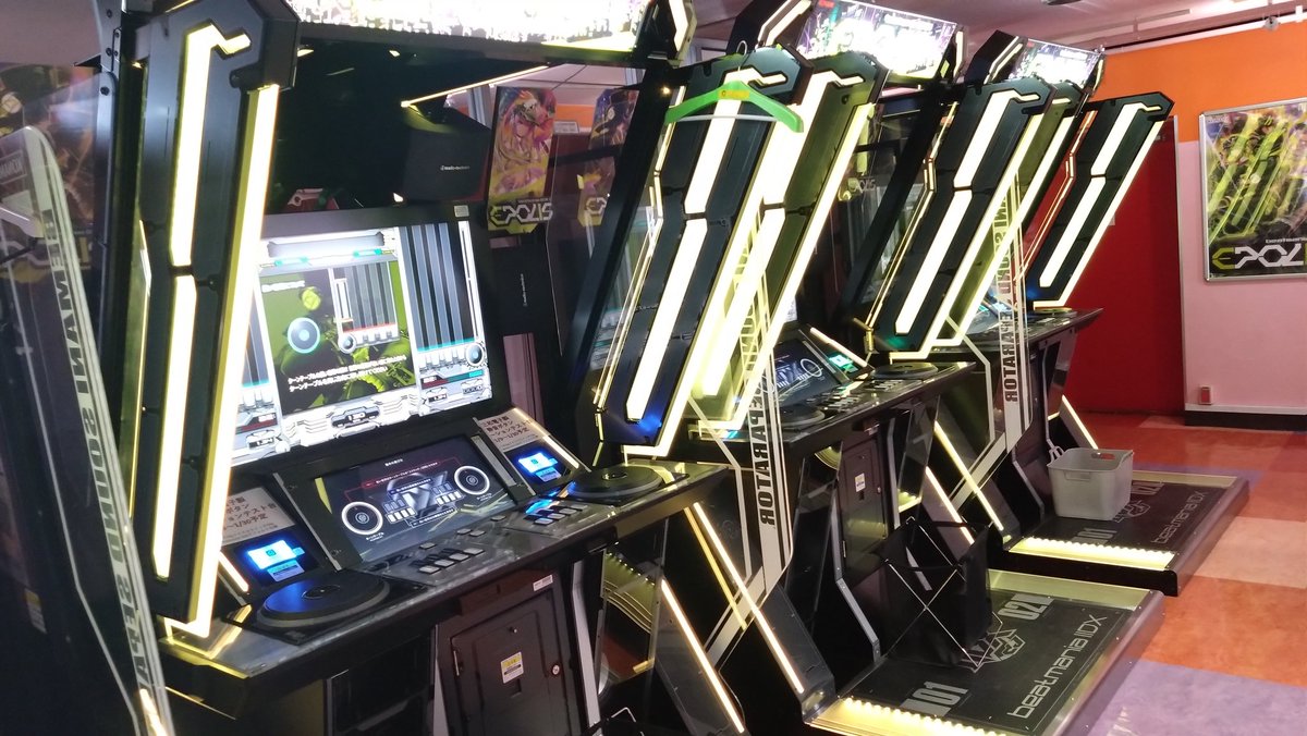 Taito_Hey's tweet photo. 11:25すぐに遊べます！
【静音ボタンロケテスト】
昨年AMUSEMENT EXPOにて展示した静音照光式押しボタン45Φ『OBSAE-45UK(仮称)』のロケテスト実施中

終了は1月30日(予定)
体験後はこちらのアンケートにもご協力お願い致します！
https://t.co/dYOaRReZES…
#秋葉原Hey #三和ロケテ #静音照光式 #OBSAE https://t.co/vWxNduWpbp