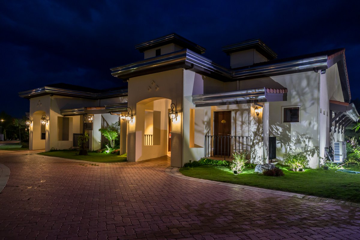 espacioverdeph's tweet photo. Spacious suites, luxury comfort, and views that soothe the soul await. ✨ #espacioverderesort https://t.co/oJ2U3hac07