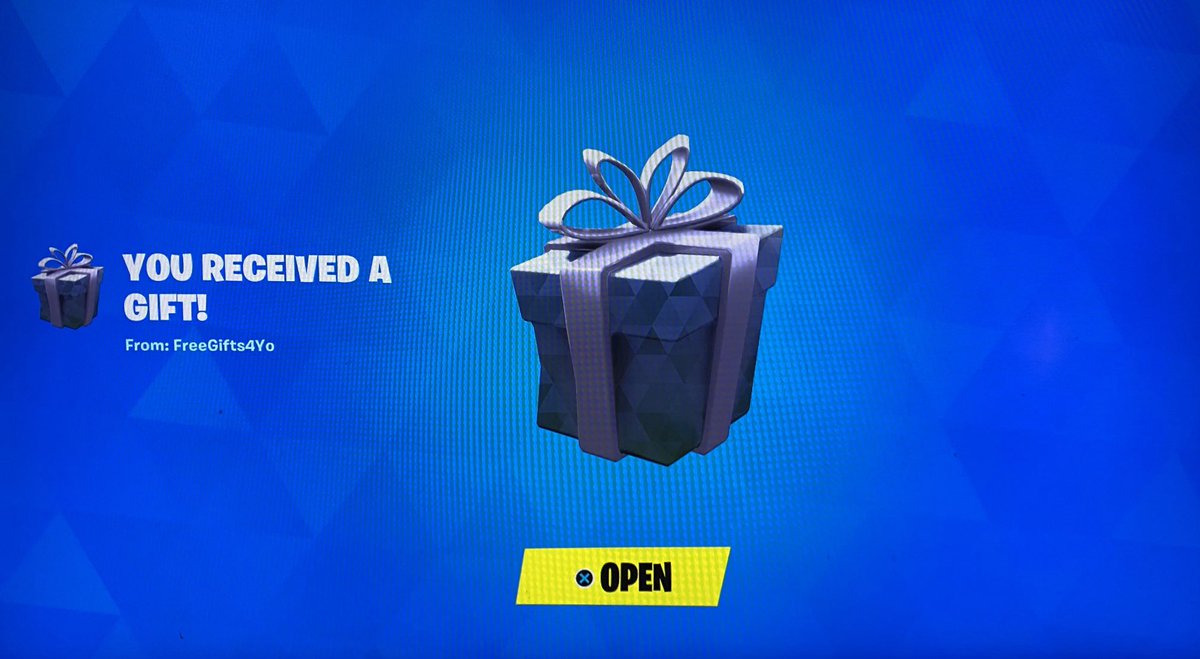 VRtheGamer's tweet photo. 👀
#Fortnite #Twitch #YouTube #Discord #BestTwitchMod #VRtheGamer https://t.co/533WEM2OCW