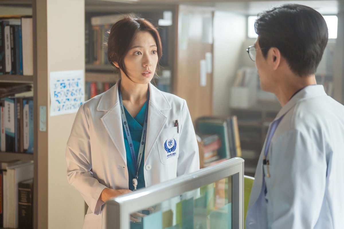 kdramadaisy's tweet photo. JTBC #DoctorSlump new still cuts

#ParkShinHye #ParkHyungSik https://t.co/0a077qNQHh
