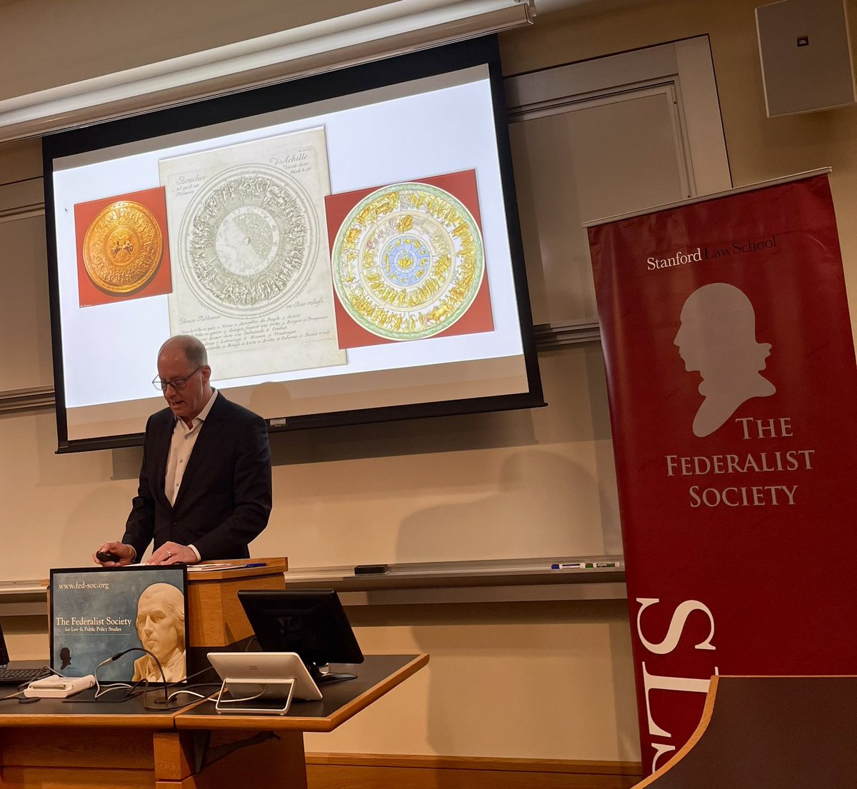 SLSFedSoc's tweet photo. A big thank you to Judge Charles Eskridge (S.D. Tex.) for kicking off winter quarter with a talk on the Supreme Court’s doors. https://t.co/lfayEn0qmf