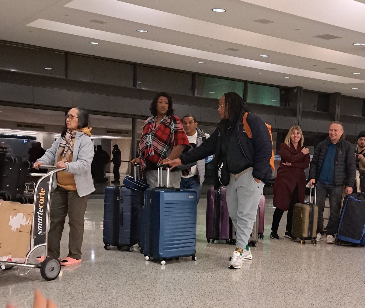 jahact80's tweet photo. Jordan @tooblue_50 heading back to North Macedonia 🇲🇰 after a great Christmas break. She average 15 pt. and 13 rbs. for the  first half of season.  #BangBang 

#TeamHawkins #50 #Interperformances #Year5 #kkkrivapalanka https://t.co/Ud9ClDqI0n