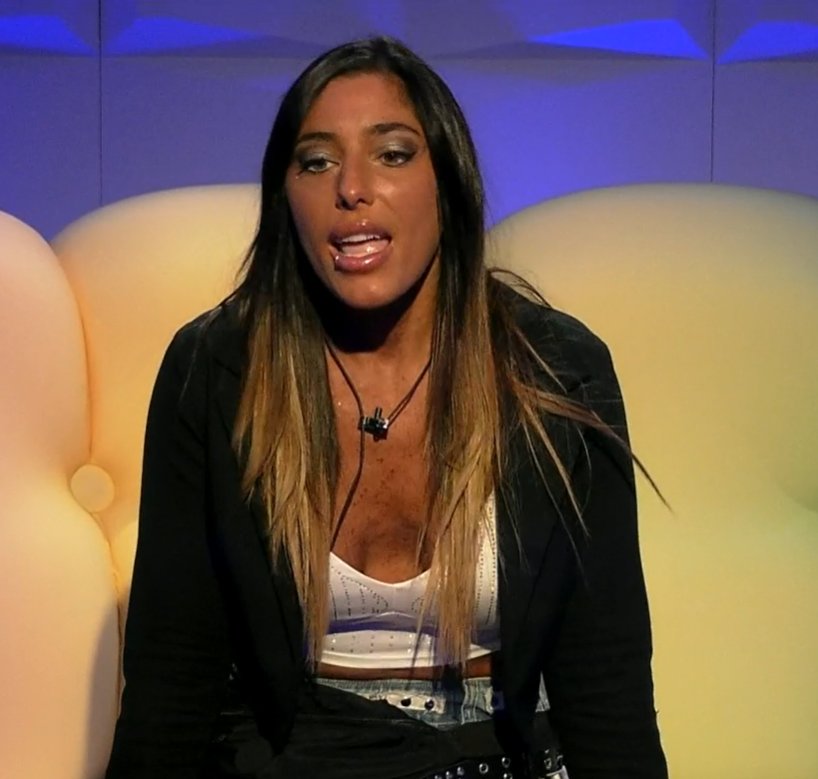 Miriam_CAP1891's tweet photo. NO HAY QUE PENSARLO DOS VECES, ESTA VEZ CHAU CATALINA!!

CATALINA AL 9009 📱📱📱
#GranHermano https://t.co/0tZ7sSwLPC