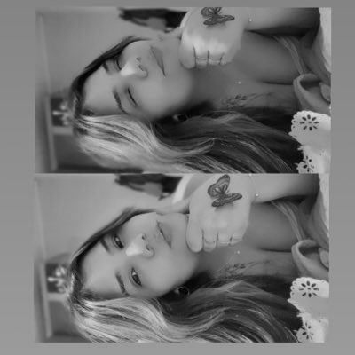 Lhydoblet's tweet photo. sim, é pra mostrar a borboleta 🦋 https://t.co/FykXrFa4OY