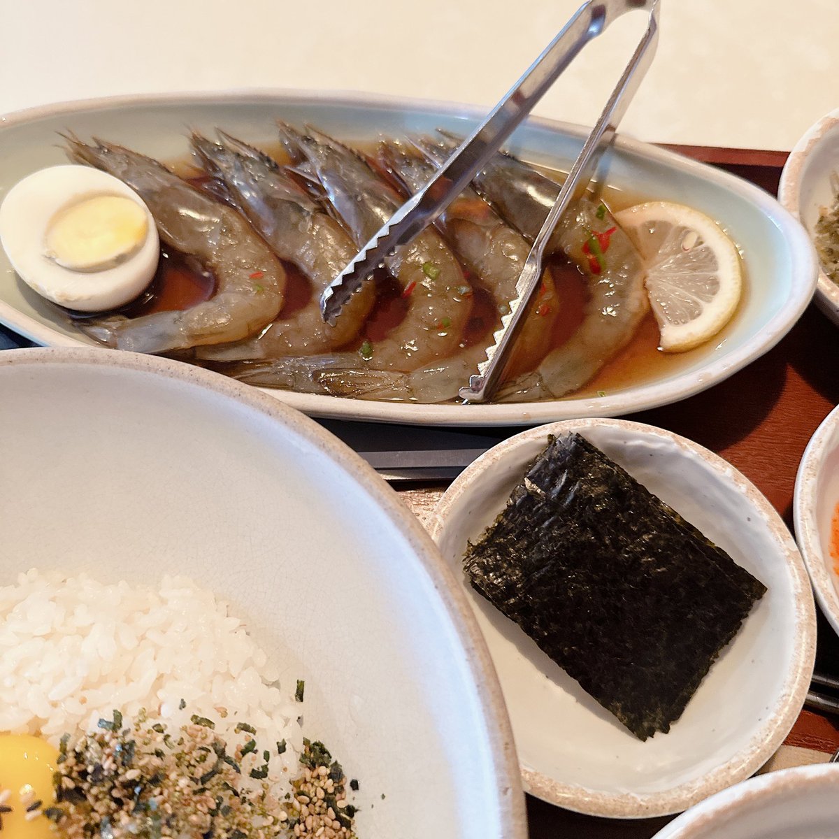 BySorella's tweet photo. 今日のランチはカンジャンセウを食べにきましたー♪
一番乗りでした（笑）
とっても美味しかったー😊
#韓国旅行
#ひとり韓国 https://t.co/1FrbMhlYq5