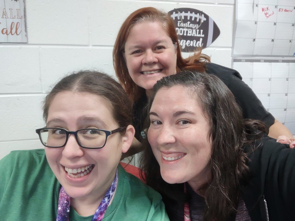 布団から出たくない民 tweet media