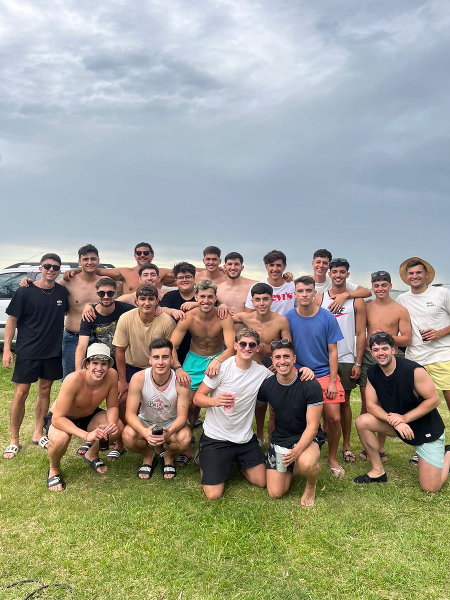 Ramibellada09's tweet photo. Sin dudas el mejor finde del verano, gracias banda❤️🥳 https://t.co/IxSFQtsPFu