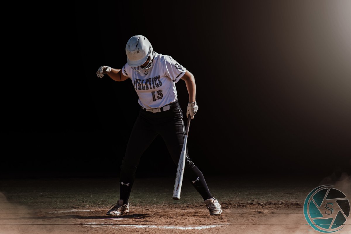 AMNTX18u's tweet photo. #AMNTXRFAMILY join me in wishing 2024 Rylee Gentzel Aka Runnin Thangs on her verbal commitment to @OuachitaSB #73AndCounting #WeAreWhoWeSayWeAre #WhatWeDo https://t.co/FDEK23WXrv