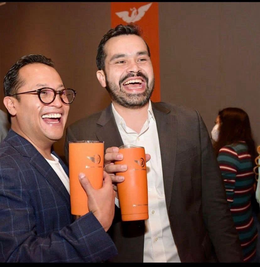 ¡Con todo, hermano <a href="/AlvarezMaynez/">Jorge Álvarez Máynez</a> !
Lo nuevo se sigue abriendo paso.
Con todo, amigo 👊🏻,  La nueva política será historia!!
Arráncate, amigo!