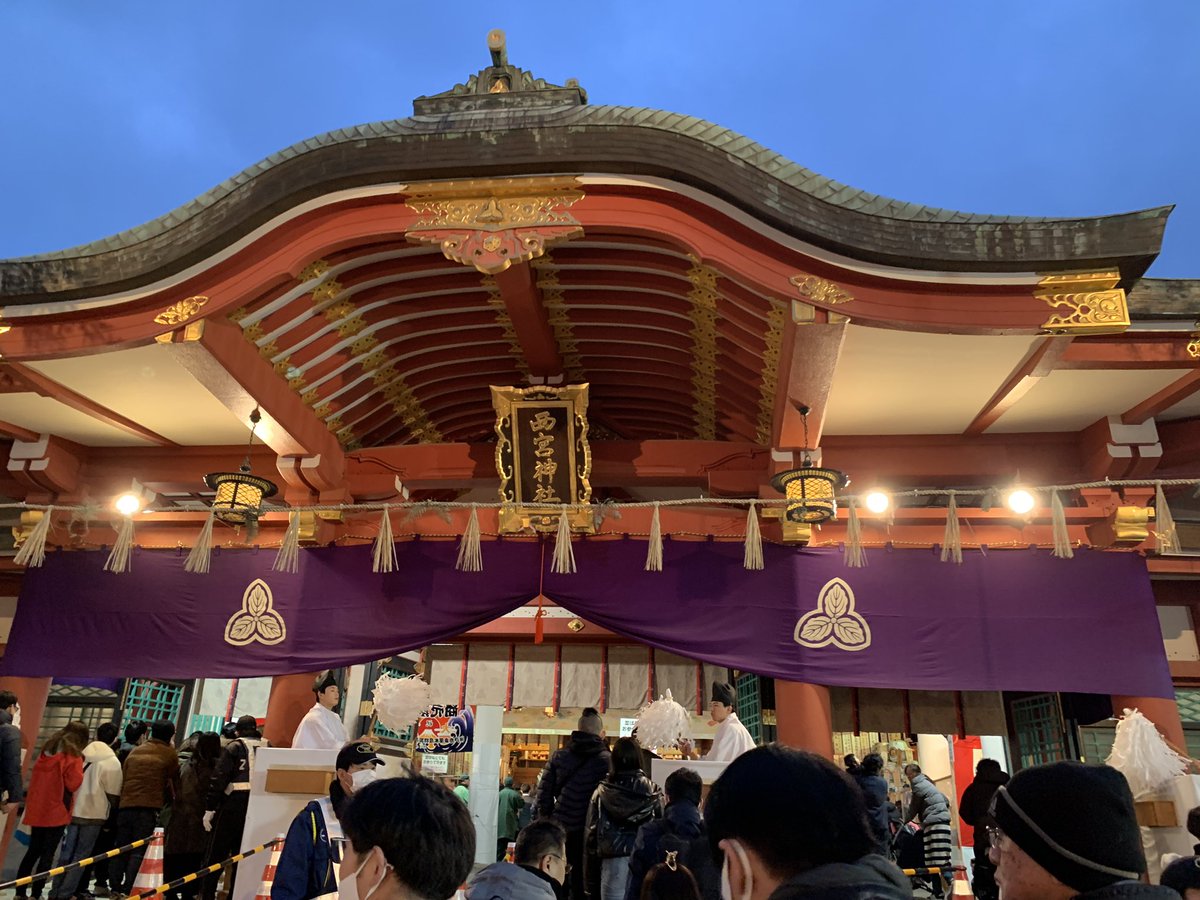 summerhope777's tweet photo. 西宮神社でもお願い⛩
銅板も勝手に奉賛

#森脇製麺
#半田そうめん #半田素麺
#素麺 #そうめん
#西宮神社 #兵庫 https://t.co/Fx95jeYzm5