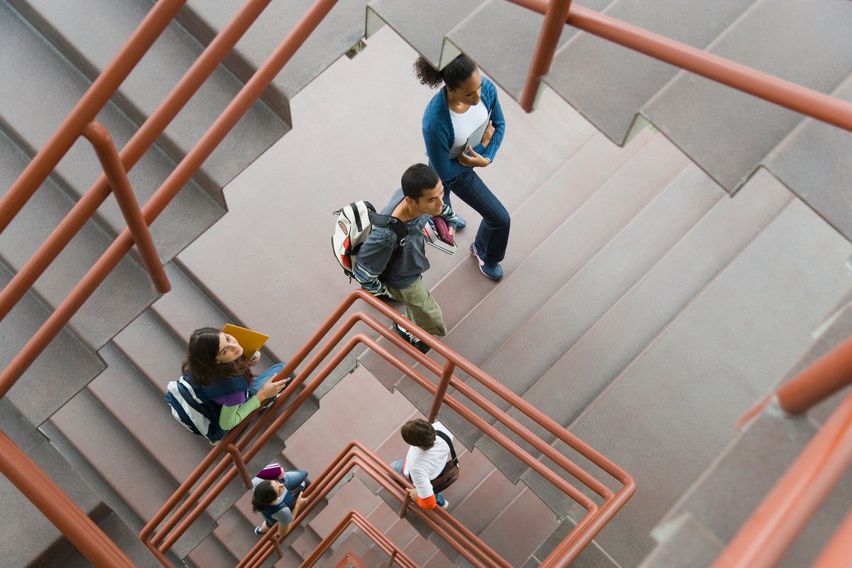 Université, grandes écoles, lycées, CFA… Retrouvez toutes les dates des journées portes ouvertes des établissements supérieurs du territoire 👉 bit.ly/3Rn5h4f