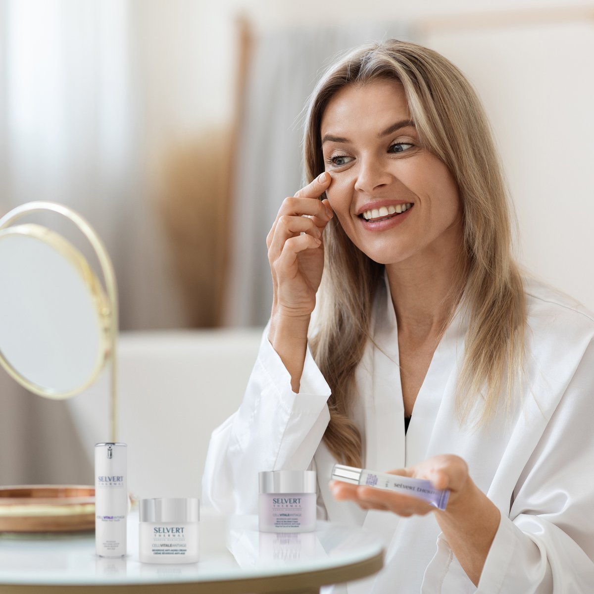 Nueva generación cosmética anti-edad con Cell Vitale Anti-Âge, formulada con células madre vegetales y el pionero activo Cell Phtyo Complex.

Elevate your daily beauty routine with a new generation anti-aging cosmetic with Cell Vitale Anti-Âge line.

#SelvertThermal #CellVitale