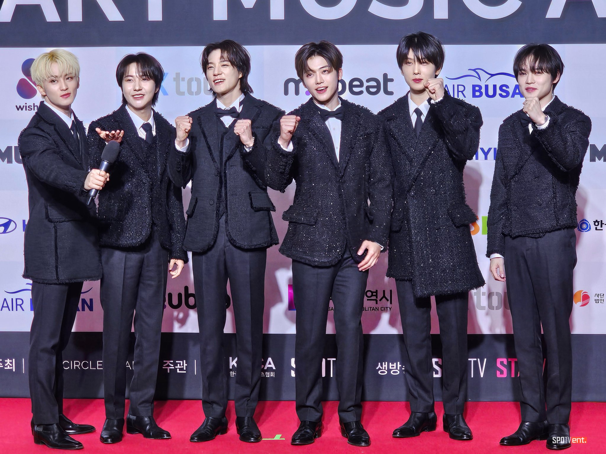 GDd0uCIaIAAqyPO?format=jpg&name=large