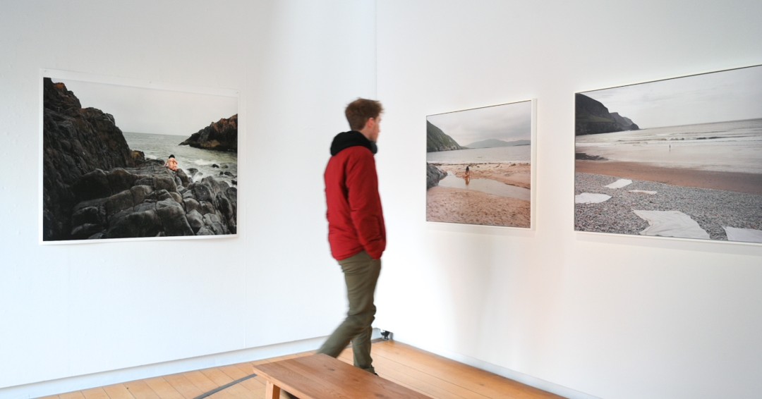 One month left to see Trish Morrissey: Autofictions - Twenty Years of Photography and Film

Find out more 👉 ow.ly/XYyr50QeIqe 

Until 10 Feb 2024
For free. For everyone.

#SupportingArtists <a href="/artscouncil_ie/">The Arts Council / An Chomhairle Ealaíon</a> <a href="/TrishMorrissey1/">Trish Morrissey</a> <a href="/serlachius/">Serlachius</a> <a href="/ImpGalleryPhoto/">Impressions Gallery</a>