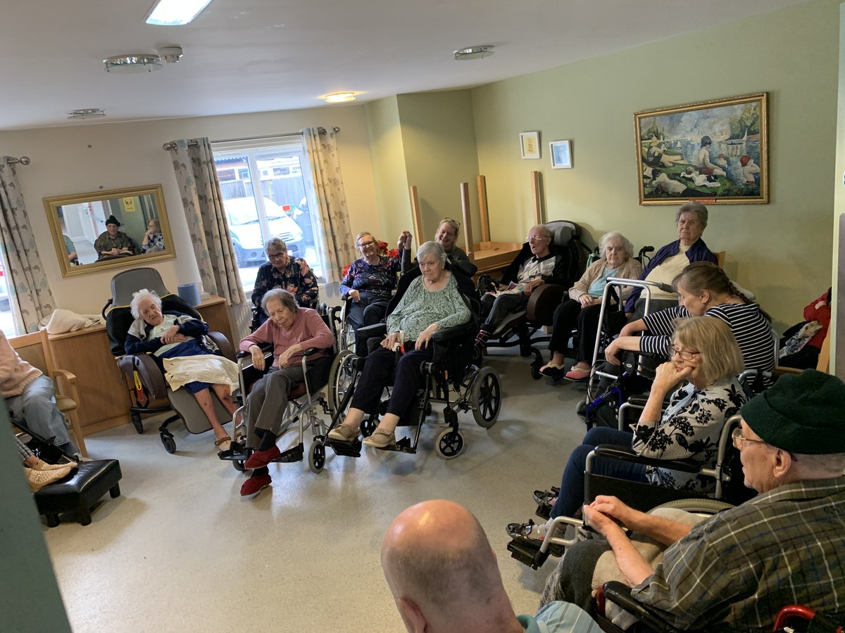 RHHealthcare's tweet photo. Music filled the air in Red Rose as talented singer James Fry led us in a sing-a-long. 
Not only does singing boost general well-being and mental health, it can lift your mood and help to bring back memories associated with the music. https://t.co/jMe8mmv9WP