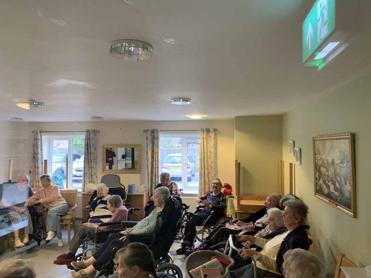 RHHealthcare's tweet photo. Music filled the air in Red Rose as talented singer James Fry led us in a sing-a-long. 
Not only does singing boost general well-being and mental health, it can lift your mood and help to bring back memories associated with the music. https://t.co/jMe8mmv9WP
