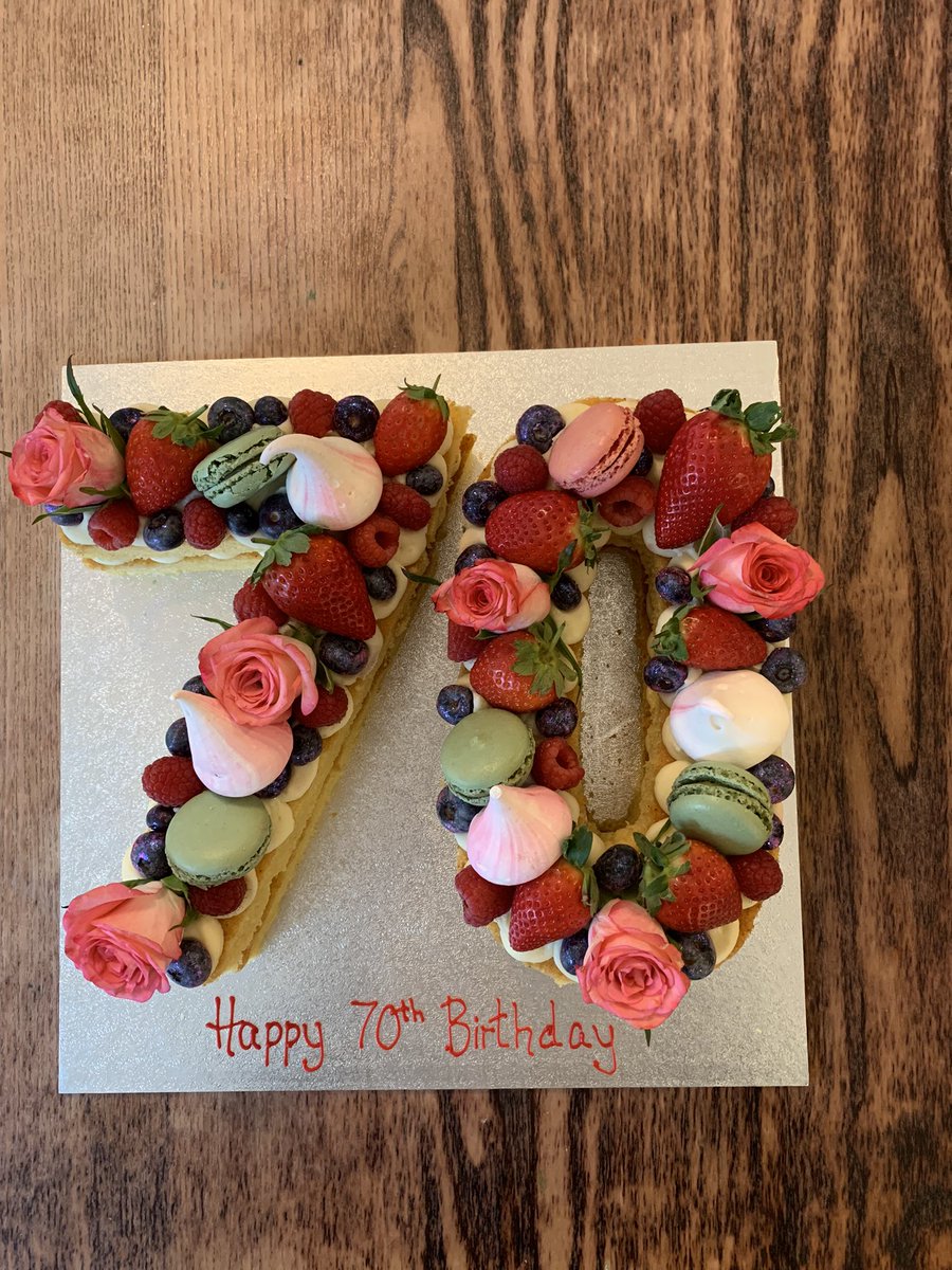 happycakesuk's tweet photo. Last weekend 3 of our big cakes were all for (unrelated) 70th birthday celebrations
Hereโs a signature cake 70
We hope all the birthday celebrations were fun ๐
#indieoxford #signaturecake #Oxford https://t.co/xR4KJowv3V