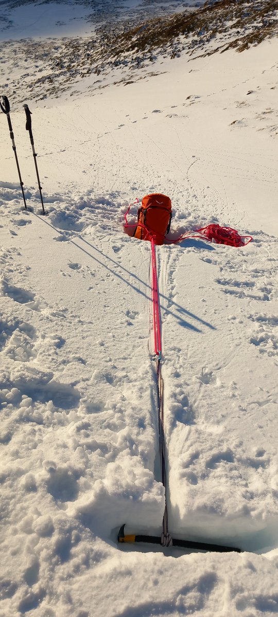 mclaurinWML's tweet photo. Braw day out blowing away the cobwebs &amp; testing my new winter kit in the Glenshee hills yesterday.

Verdict: Grivel Air Tech axe is grand, Scarpa Mont Blanc boots are nice but will take a bit bedding in, Salewa Guide rucksack is the business - but makes a stubborn belayer😉❄️☀️🏔️ https://t.co/TED530TGar