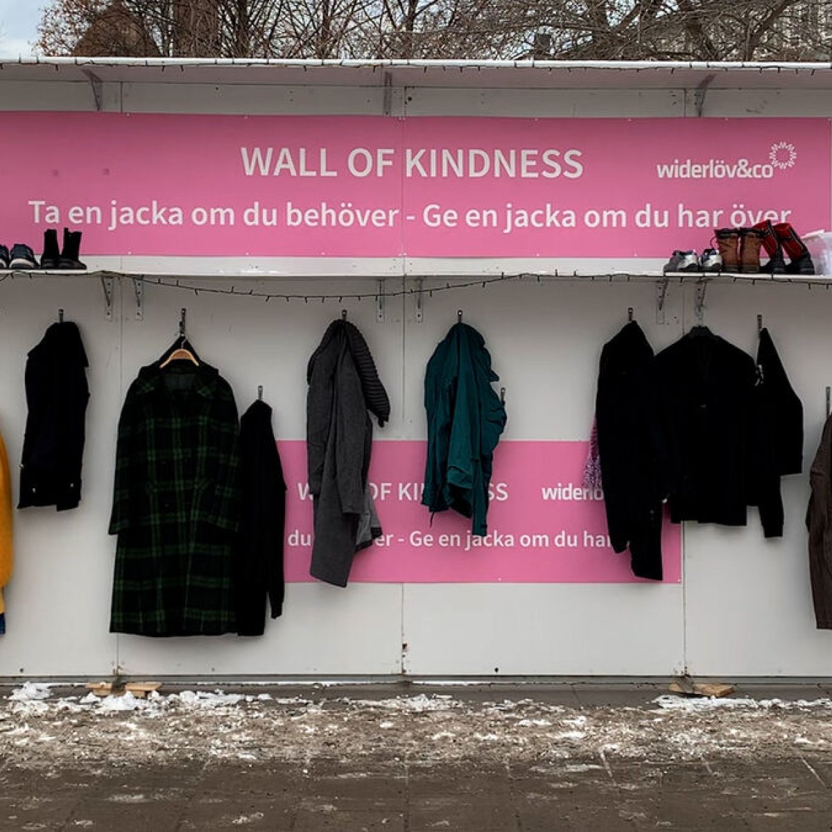 Cozy vibes alert! 🇸🇪 Sweden's 'Wall of Kindness' is like a giant hug—providing free winter coats for those in need! 🤗 Have spare coats? Drop them off and be a part of this feel-good wave! 🧤 #takeastep #coatsforall #kindnesswall #sustainablefuture
