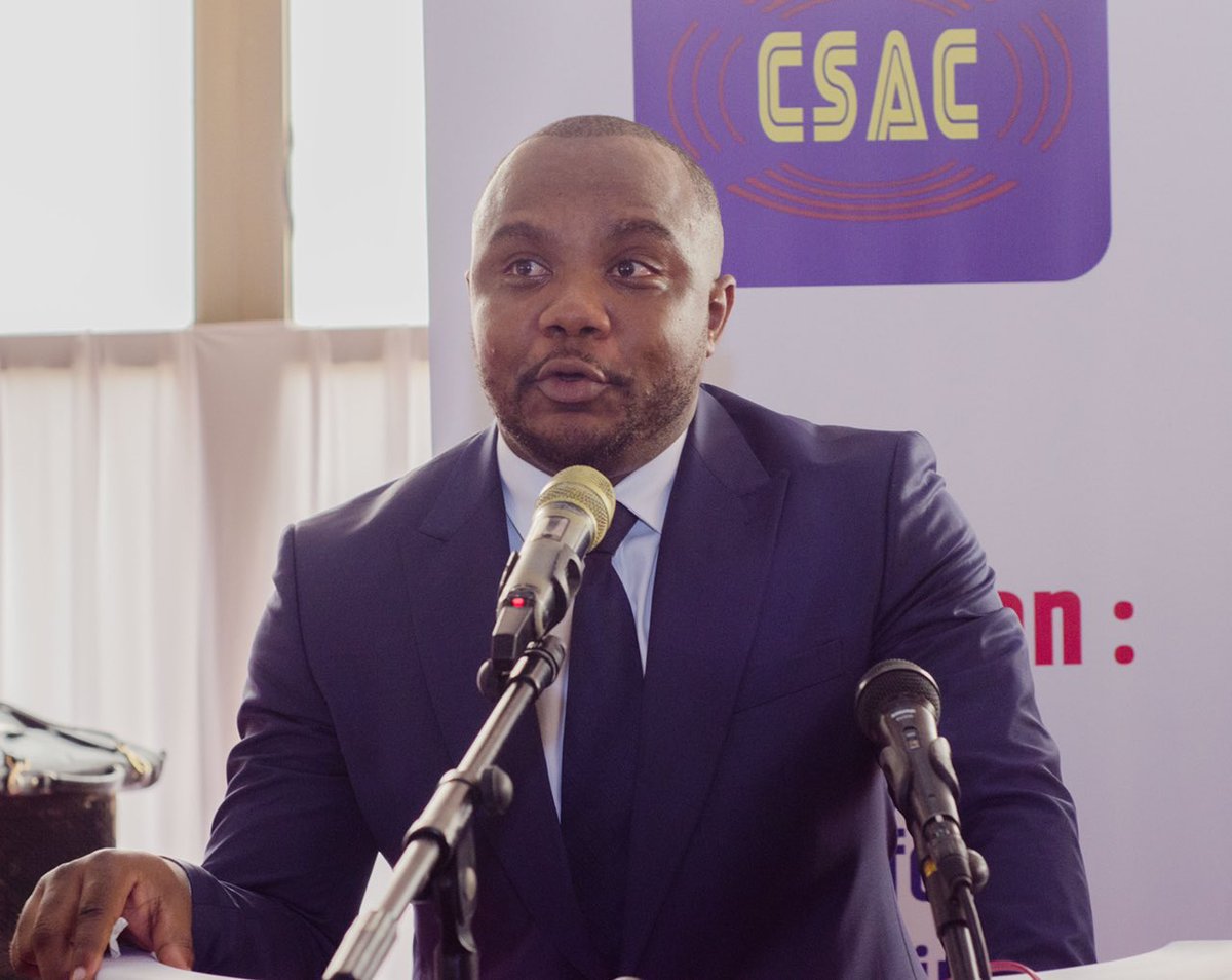 baelenge_irenge's tweet photo. Révélations : Le journaliste infirmier, Israël TSHIBUABUA MUTOMBO selon nos sources est en même temps conseiller du président du CSAC, @CBosembe . Chaque fin du mois il reçoit un salaire alors qu’il ne se rend jamais au travail. Voilà pourquoi il n jamais sanctionné malgré ses bêtises.Pendant ce temps, les agents du CSAC sont impayés depuis plus de 6 mois. En même temps, Bosembe a transformé les locaux du CSAC en siège de séx de departouze. Le conseil supérieur de l’audiovisuel et de la communication désacralisé…