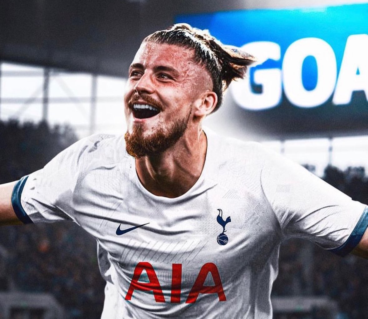 🚨⚪️ Understand these are final details of Radu Dragusin deal between Spurs and Genoa.

◉ €25m fixed fee.

◉ €5m add-ons, now very easy to reach.

◉ Spence on loan with salary paid by #THFC.

💡 Genoa signed Dragusin for bit more than €5m plus add-ons in August… top deal.