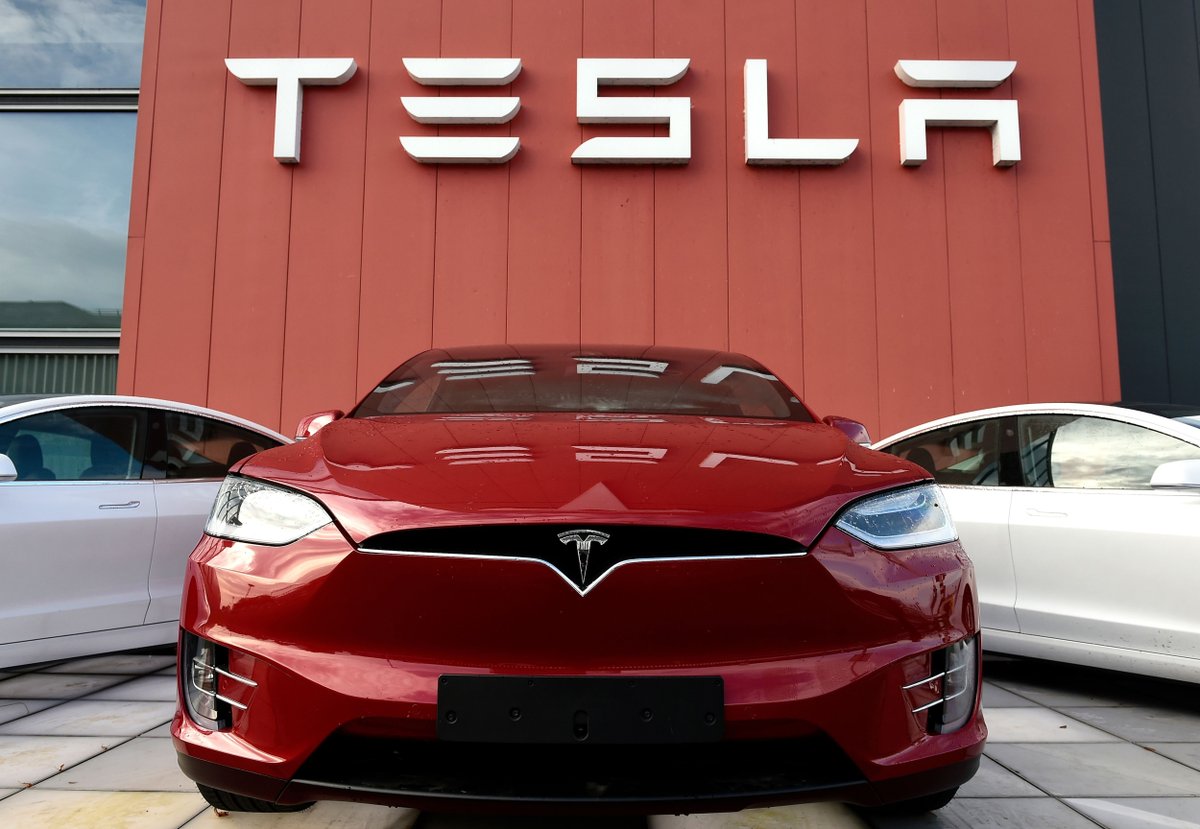 jamesccib's tweet photo. เพิ่งทราบข่าวดีจากคุณ Elon Musk สำหรับสมาชิกน้องใหม่ของพวกเรา ใครที่เป็นสมาชิกใหม่ได้ลงทุนครั้งแรก 500,000 บาท รับไปเลยรถยนต์Tesla 1 คัน เลือกสีได้ตามใจชอบพร้อมบัตรกำนัลเติมน้ำมันฟรีที่ปั๊มบางจาก มูลค่า 555 บาท
#ตำรวจชวนรวย #ลงทุนAIมีแต่ได้กับได้ #ลงทุนหวังผล https://t.co/RXAEwjiytQ