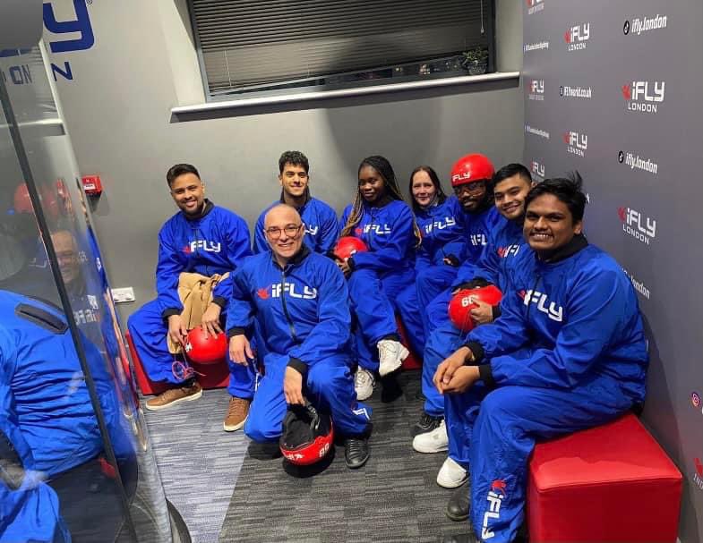 Dauntle554eva's tweet image. …#ifly with the @PizzaExpress team #pizzaexpressO2 #NorthGreenwich …So much fun 😁💛