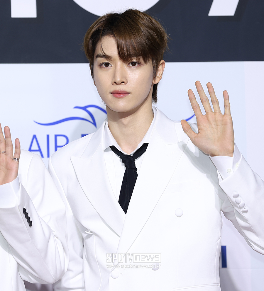 GDd9tygbUAEs4x2?format=jpg&name=medium