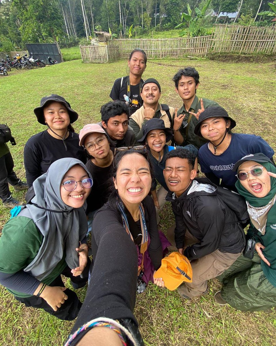 ProFauna's tweet image. Kumpulan selfie dari peserta Bali Wildlife Camp yang keliatan happy banget saat berkegiatan. Setuju untuk diadakan lagi tahun depan? Coba komen 😃