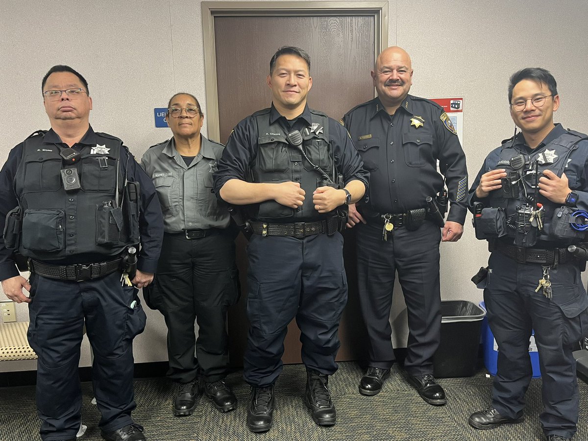 CCSFPD's tweet photo. Today is #lawenforcementappreciationday! We want to thank all our folks in the law enforcement family for keeping our community safe! Everything you have done for us will always be greatly appreciated. Stay safe and have a Happy New Year!

#SFCCDPD #ccsf #sf #communitycollege https://t.co/bySn1NokA3