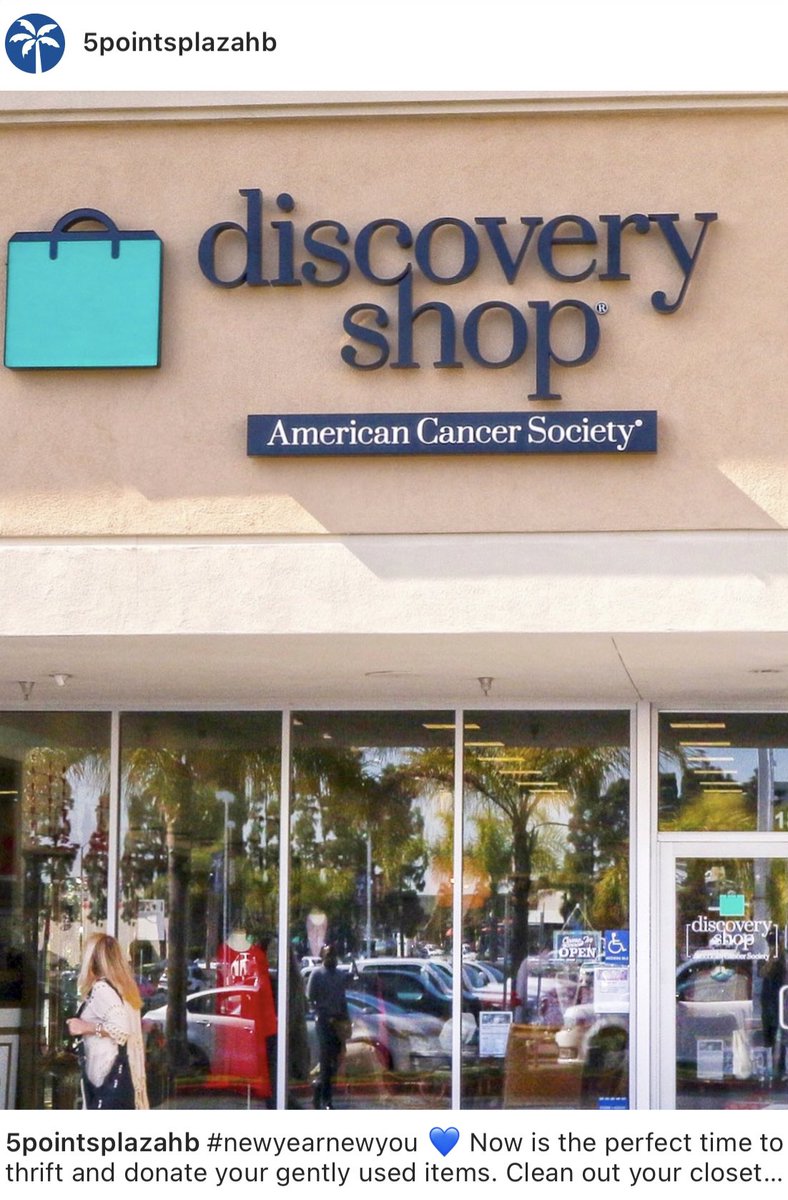 5PointsPlazaHB's tweet photo. #newyearnewyou 💙 Now is the perfect time to thrift and donate your gently used items. Clean out your closet, declutter your home, and update your wardrobe with pieces that support a great cause @discoveryshophuntingtonbeach! https://t.co/I0miFR5gB4