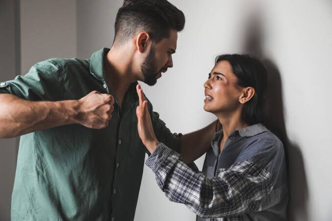 95_TimeFM's tweet photo. #7AmWakeUp 

Would you keep silent about your partners misbehaviour because you’re afraid of how society will perceive you?

📲0757 800 500/0780 654 643

#TheMorningShakeUp
#MbalesNumberOne https://t.co/CZR1mE2CmU
